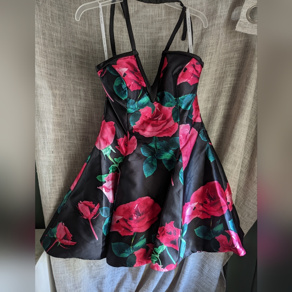 Women's dress